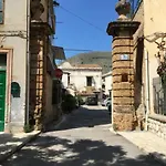Al Baglio Cost Apartment