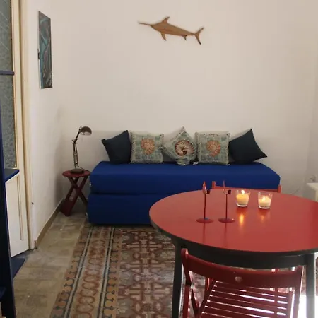 Al Baglio Low Cost Apartment