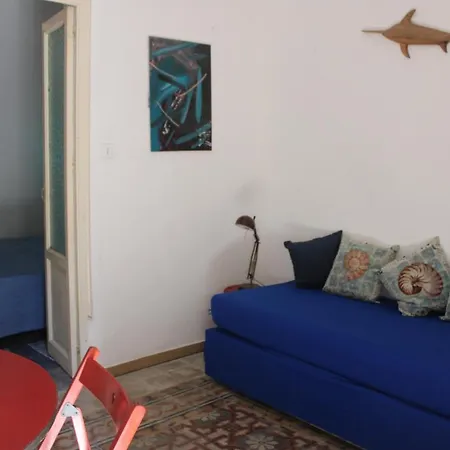 Al Baglio Low Cost Apartment